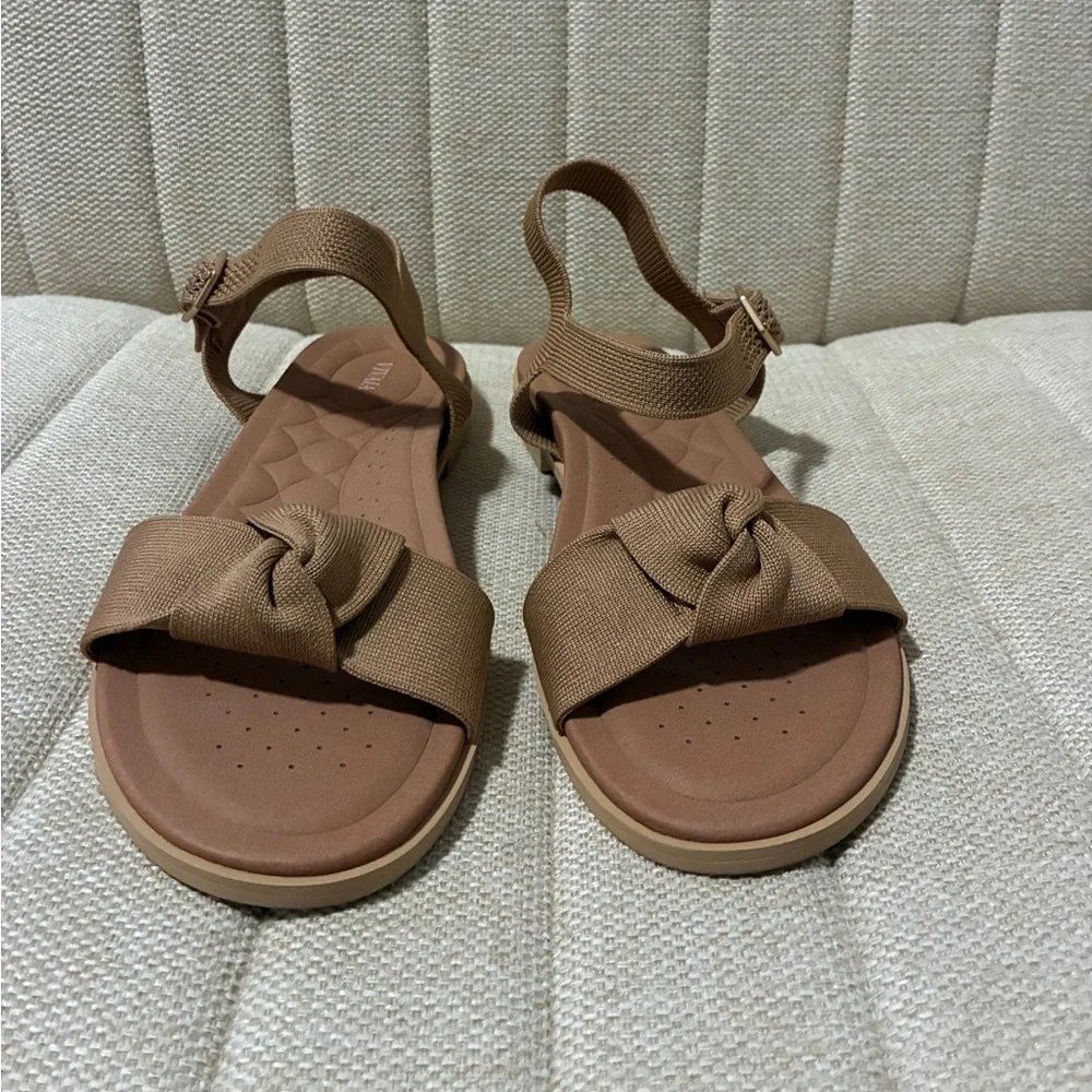 VIVAIA Arch Pro AdaptAll Sandals (Paloma) - Picture 3 of 9